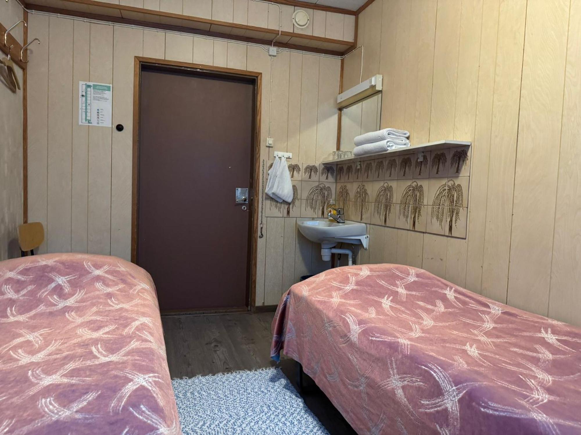 Jaemsaen Gasthaus Zewnętrze zdjęcie